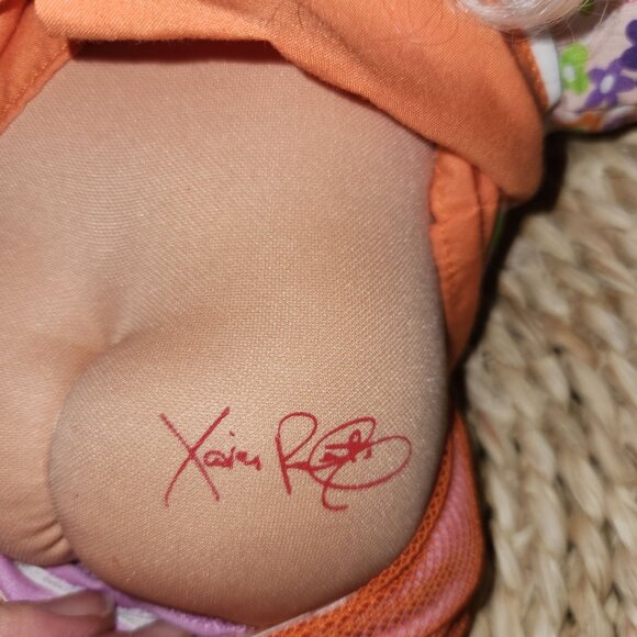 Cabbage Patch Kids Magic Glow Surprise Blonde Curly Hair Doll with Orange Outfit - Picture 8 of 9